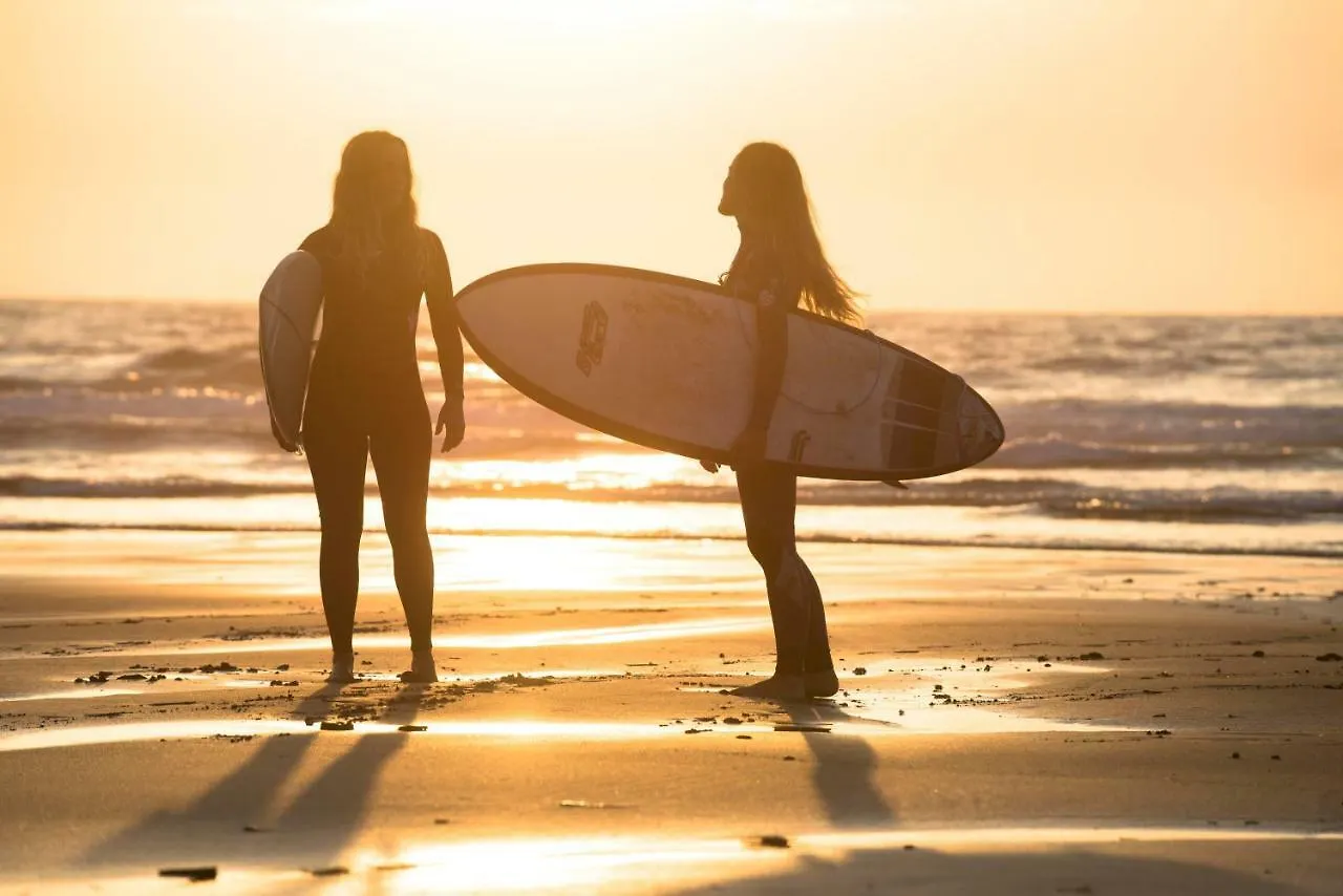 Moana Eco Surf House Hostel Sopelana 0*,